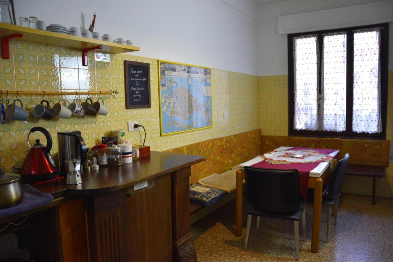 Venice Rainbow Apartment San Marco Esterno foto
