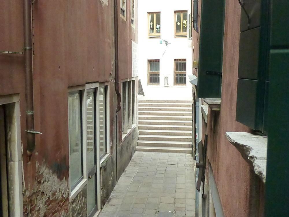 Venice Rainbow Apartment San Marco Esterno foto