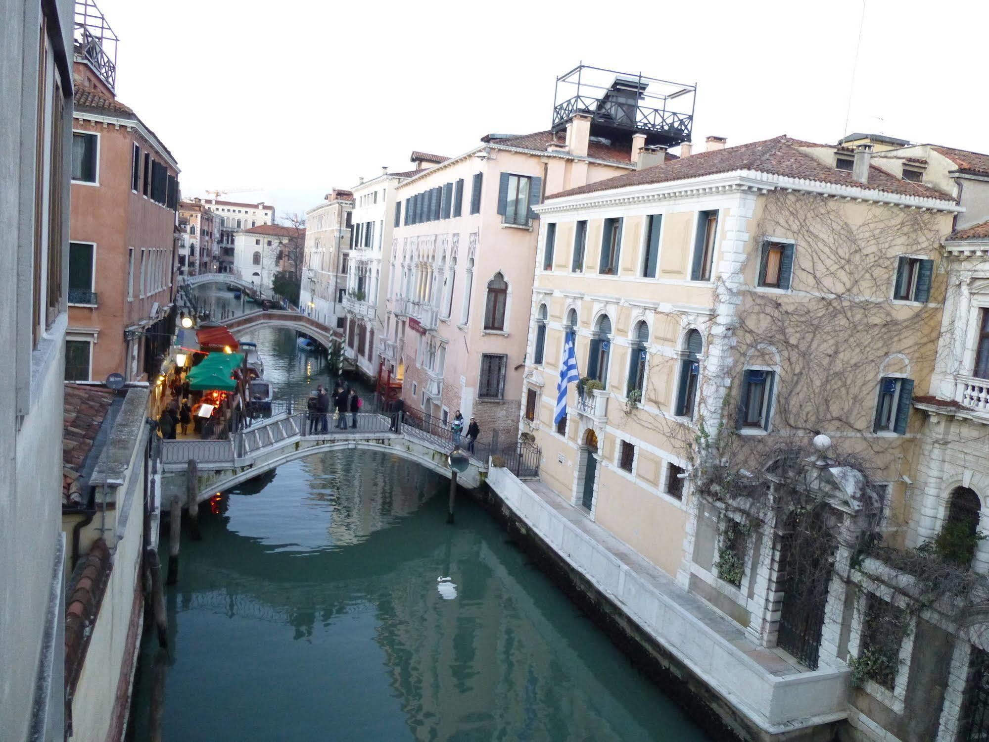 Venice Rainbow Apartment San Marco Esterno foto