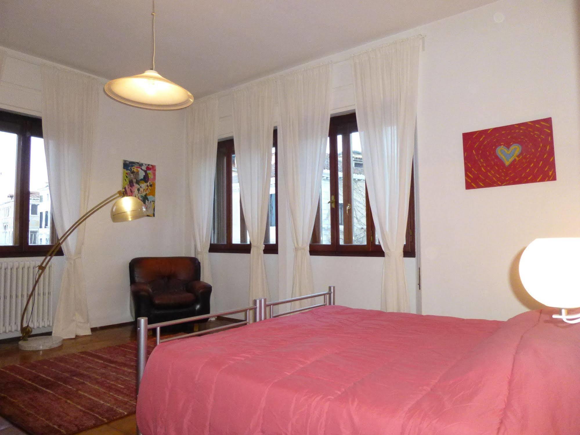 Venice Rainbow Apartment San Marco Esterno foto